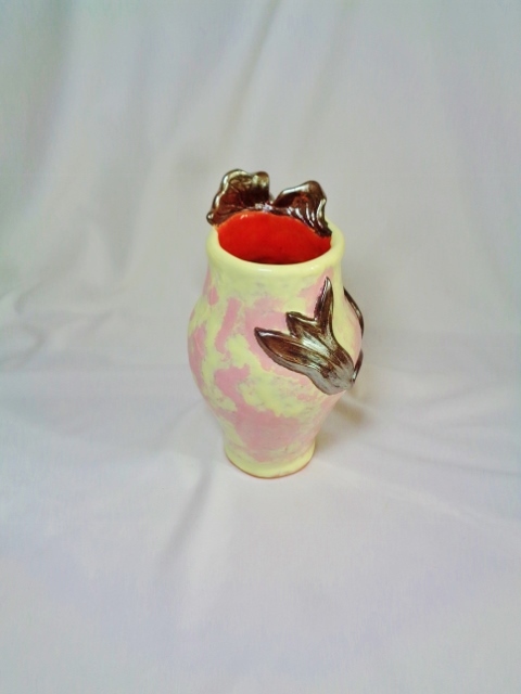 keramia-tulipanos-vaza-ezust-ajandek-fo