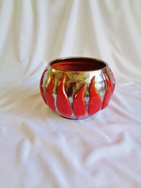 ezust-keramia-kaspo-langokkal-ajandek1